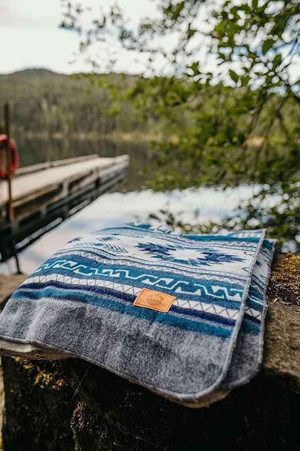 Off the Grid Inca Aztec Throw Blanket | Southwest Indian Navajo Boho Style | Native Woven Western Cover for Camping, Bedding, Couch (King, Condor Gray)-Ruum Studio Home