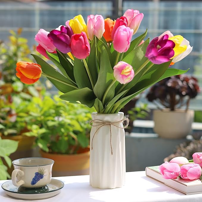 27pcs Colorful Artificial Flowers Tulips, Tulips with 1pc Plastic Vase, Fake Flowers Real Touch Flower 13.9", Christmas, Mother's Day, Easter, Valentine's Day, Family Kitchen, Wedding Decorations-Ruum Studio Home