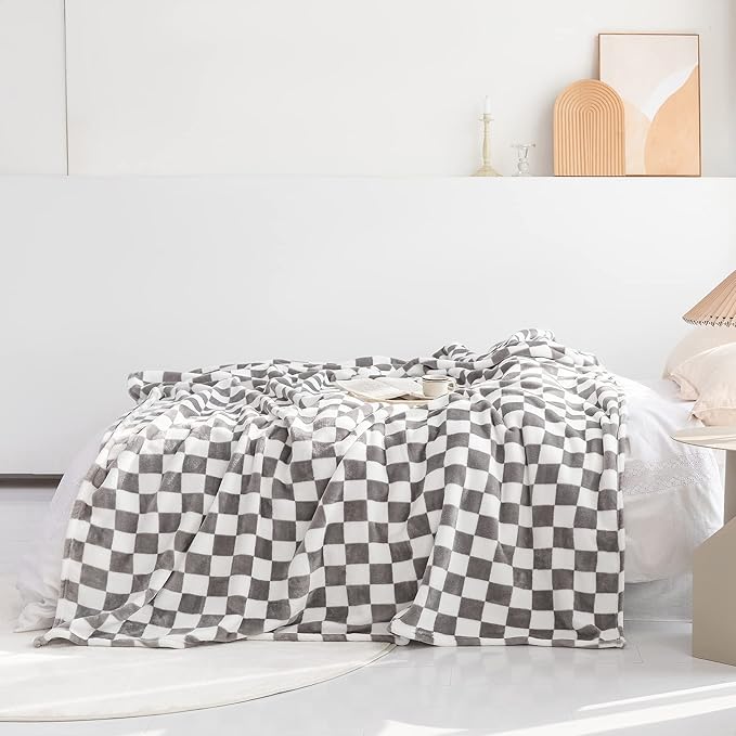 LOMAO Throw Blankets Flannel Blanket with Checkerboard Grid Pattern Soft Throw Blanket for Couch, Bed, Sofa Luxurious Warm and Cozy for All Seasons (Grey, 50"x60")-Ruum Studio Home