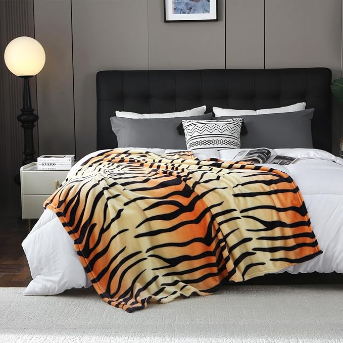 MERRYLIFE Tiger Stripe Print Throw Blanket Decorative Fleece Throw | Ultra-Plush Colorful | Couch Blanket Travel Lap | Home Gift Use(50" 60",Tiger)-Ruum Studio Home