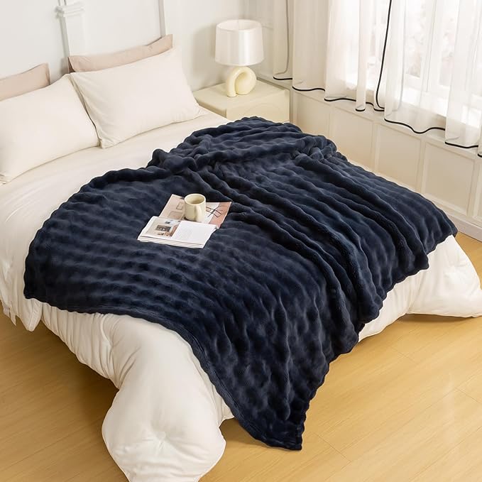YUSOKI Luxury 3D Bubble Throw Blanket 3.1lb,All Ages,Home Decoration, (Navy,60 * 80inches)-Ruum Studio Home