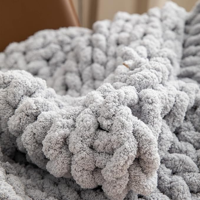 WESHIONGOO Chunky Knit Blanket Throw 40"×40" Knitted Throw Blankets for Couch Bed Fluffy Soft Blanket with Jumbo Chenille Yarn Thick 100% Handmade (Light Grey)-Ruum Studio Home