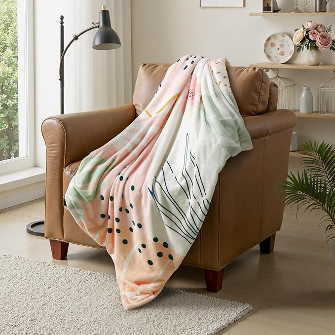 Lahome Pink Fleece Throw Blanket for Bed, Reversible Soft Throw Blankets for Women Cute, Warm Thick Throw Blankets for Couch, Apricot 50''x60''-Ruum Studio Home
