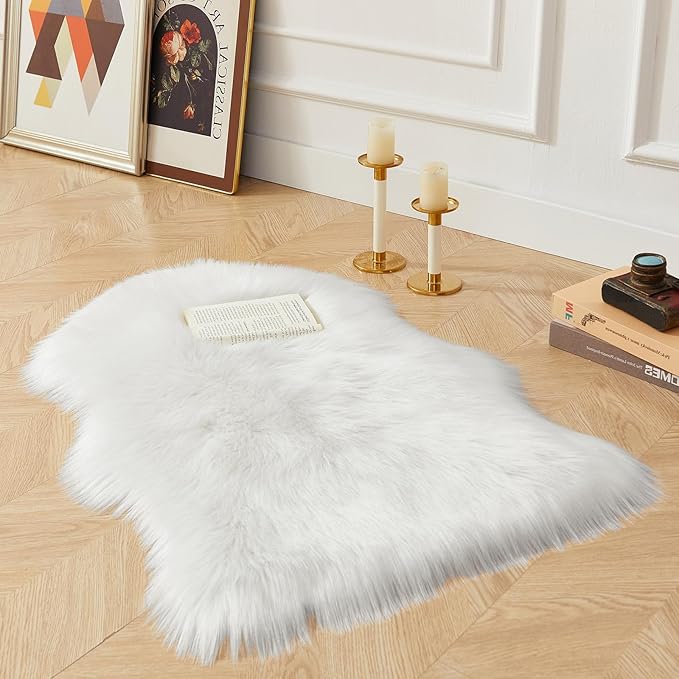 AMTOVO Faux Fur Rug, White Small Area Rug, Fluffy Sheepskin Rug, Fuzzy Ultra Soft 2 x 3 ft Shag Rugs for Bedroom Sofa Throw Cushion Room Decor, Sheepskin-Ruum Studio Home