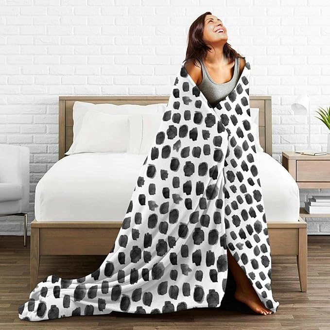 HGOD DESIGNS Watercolor Polka Dot Flannel Fleece Bed Blanket Throw Blanket Lightweight Cozy Plush Blanket for Bedroom Living Rooms Sofa Couch 50"x60"-Ruum Studio Home