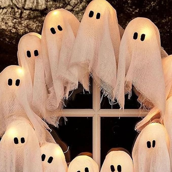Halloween Ghost Wreath, 12 LED Light-Up White Ghost Garland, Spooky Indoor & Outdoor Hanging Decoration for Front Door, Wall, Party, Battery-Powered Halloween Decor, Holiday Spooky Garland A-Ruum Studio Home