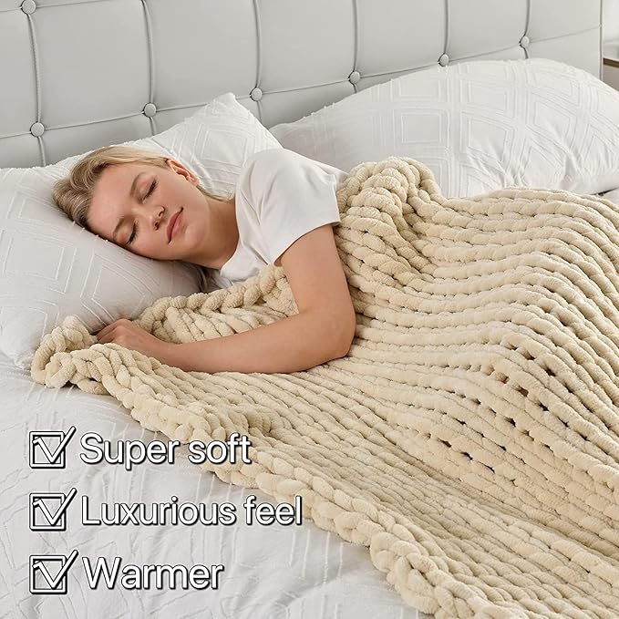 Maetoow Tighter Version Chenille Chunky Knit Blanket Throw （50×60 Inch）, Handmade Warm & Cozy Blanket Couch, Bed, Home Decor, Soft Fleece Banket, Boho Thick Blankets and Giant Yarn Throws，Beige-Ruum Studio Home