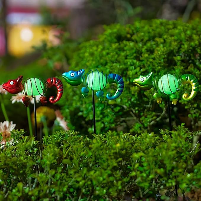 3 Pack Garden Stakes Decorative,Cute Chameleons Glow in The Dark Metal Garden Decor,Waterproof Metal Yard Art Decor for Outside,Funny Present for Mom Women Grandma-Ruum Studio Home