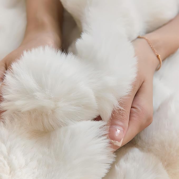 UKELER White Faux Fur Throw Blanket Large Super Soft Fluffy Bed Blankets Throws for Bedroom, Living Room, Couch, Sofa, Office, Camping Plush Furry Blanket 60''x80''-Ruum Studio Home