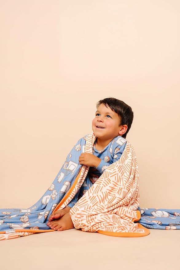 Copper Pearl Jumbo Premium Knit 3 Layer Stretchy Throw Blanket 'Dunk'-Ruum Studio Home