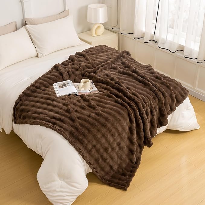 YUSOKI Luxury 3D Bubble Throw Blanket 3.1lb,All Ages,Home Decoration, (Brown,60 * 80inches)-Ruum Studio Home