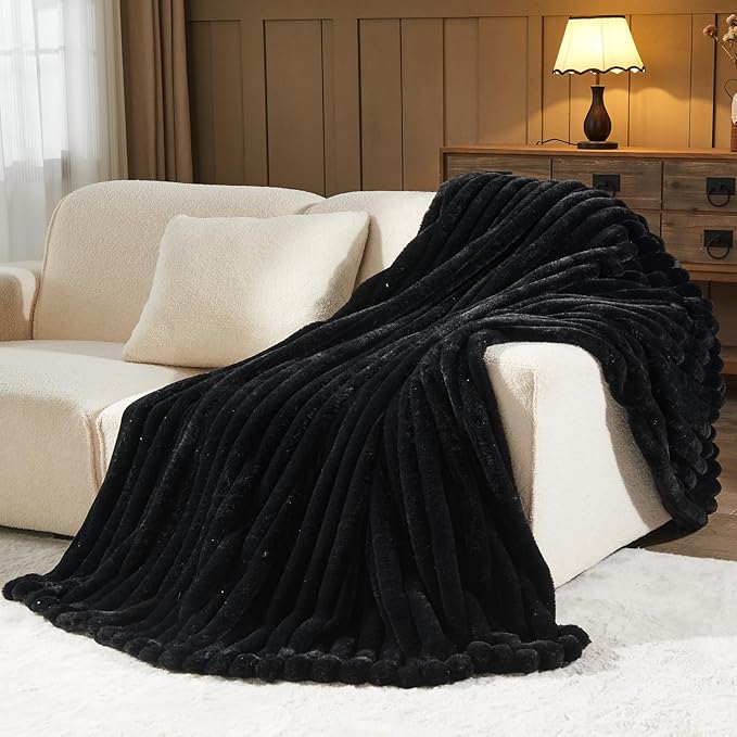 NEWCOSPLAY Faux Fur Twin Blanket Black 3D Ribbed Plush Thick Warm Blanket for Couch Sofa Bed 850GSM (Black Ribbed, Twin(60"x80"))-Ruum Studio Home