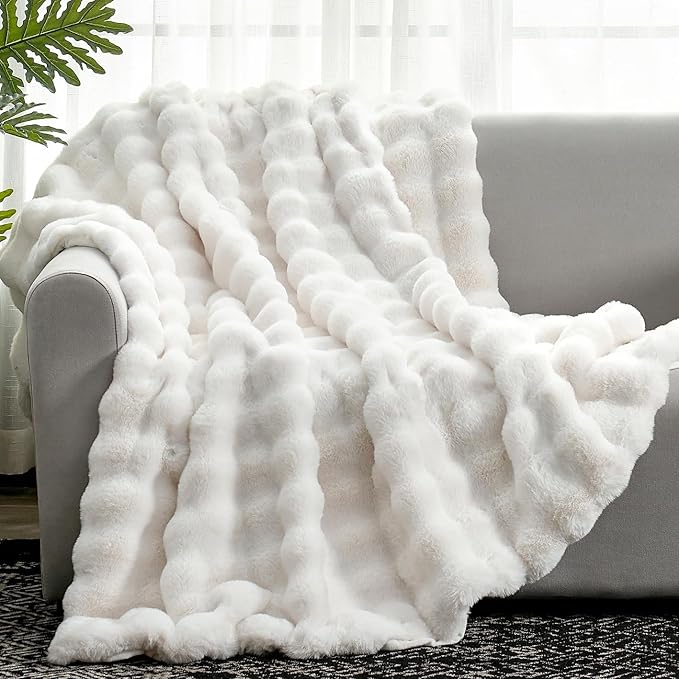 Cozy Bliss Faux Fur Throw Blanket for Couch, Fuzzy Soft Plush Thick Bubble Blanket for Sofa Bedroom Living Room, 50 * 60 Inches Cream White-Ruum Studio Home