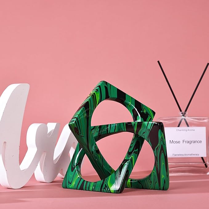 XMGZQ Emerald Green Knot Statue for Coffee Table Centerpiece Decor,Modern Abstract Art Geometric Sculpture and Figurines, Home Decor Accent,Cube Knick Knacks for Shelves,Bookshelf,Entryway,Floating-Ruum Studio Home