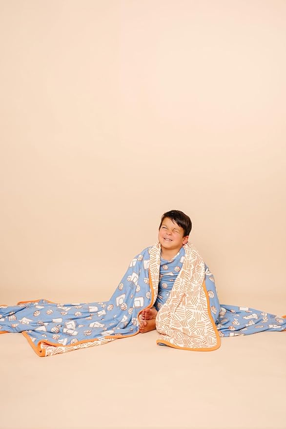 Copper Pearl Jumbo Premium Knit 3 Layer Stretchy Throw Blanket 'Dunk'-Ruum Studio Home
