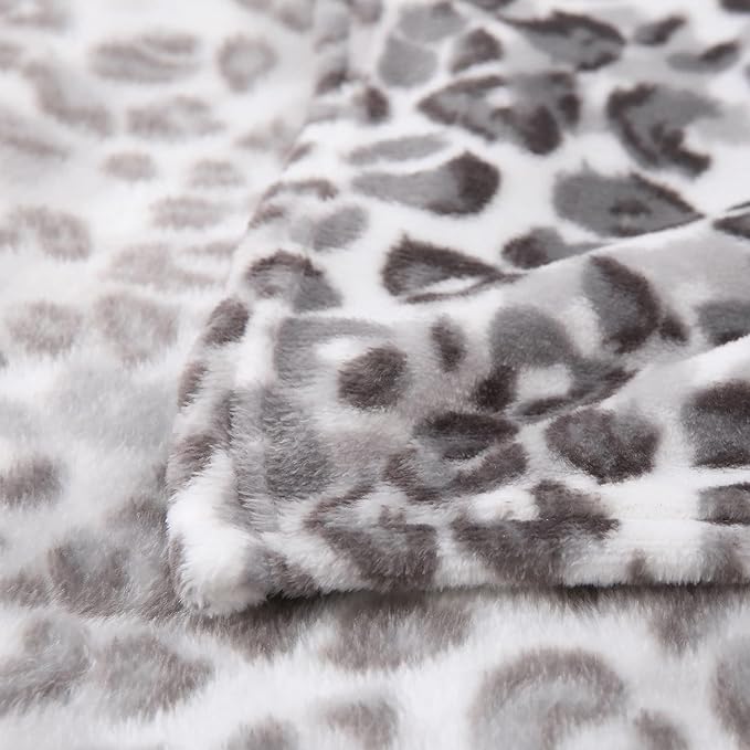 MERRYLIFE Cheetah Throw Blanket for Couch | Soft Decorative Ultra-Plush Colorful| Throw Size Travel Blanket Plush|(50" 60", Snow Leopard)-Ruum Studio Home