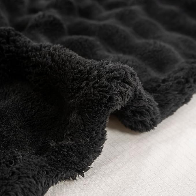 YUSOKI Luxury 3D Bubble Throw Blanket 3.1lb,All Ages,Home Decoration, (Black,60 * 80inches)-Ruum Studio Home