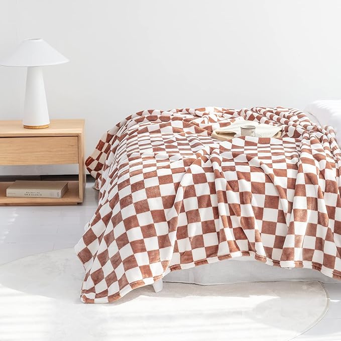 LOMAO Throw Blankets Flannel Blanket with Checkerboard Grid Pattern Soft Throw Blanket for Couch, Bed, Sofa Luxurious Warm and Cozy for All Seasons (Maple Brown, 60"x80")-Ruum Studio Home