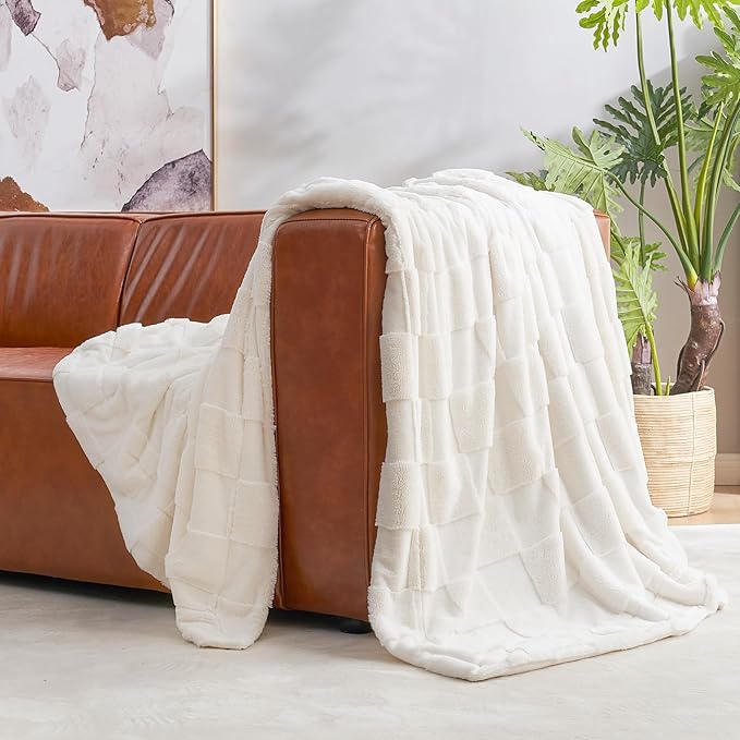 Cozy Bliss Checkered White Faux Rabbit Fur Throw Blanket, Soft Fuzzy Fluffy Minky Cream Furry Blankets for Couch, Bed (50 * 60 Inches Ivory)-Ruum Studio Home