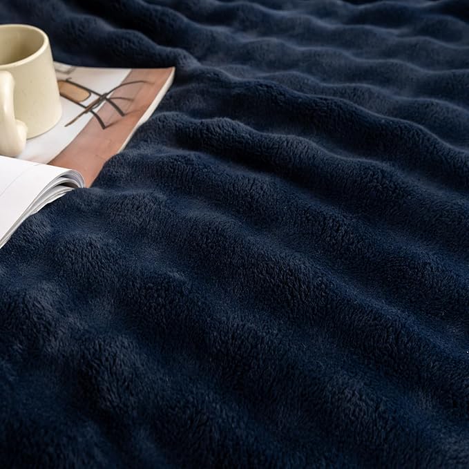 YUSOKI Luxury 3D Bubble Throw Blanket 3.1lb,All Ages,Home Decoration, (Navy,60 * 80inches)-Ruum Studio Home