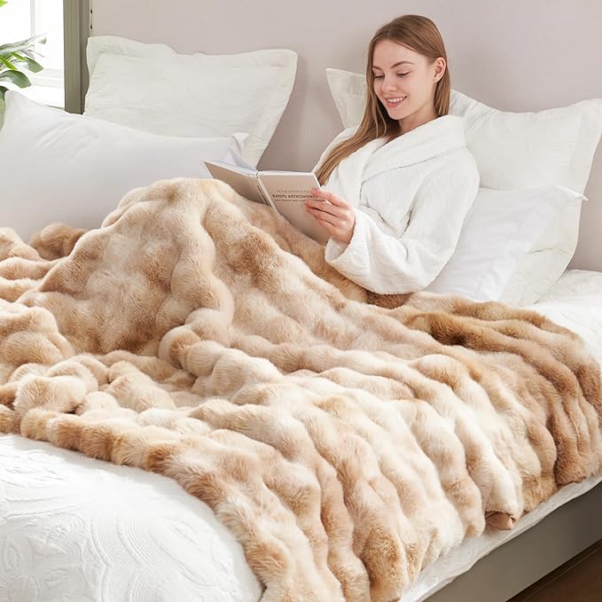 Cozy Bliss Faux Fur Throw Blanket for Couch, Fuzzy Soft Plush Thick Bubble Blanket for Sofa Bedroom Living Room, 50 * 60 Inches Tie-dye Beige-Ruum Studio Home