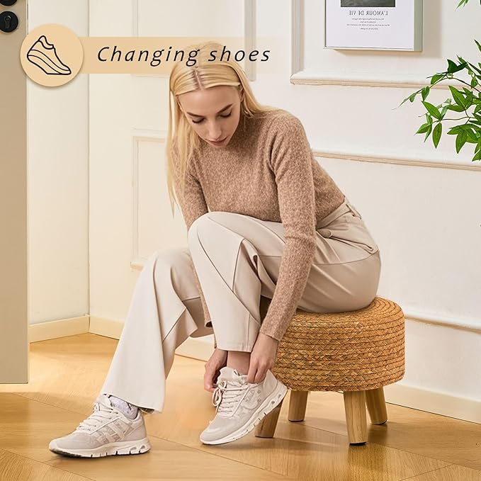 Handwoven Round Ottoman, Natural Water Hyacinth Outdoor Patio Pouf Seagrass Low Stool with Wood Legs, Soft Padded Footrest for Living Room Bedroom Garden, Natural-Ruum Studio Home