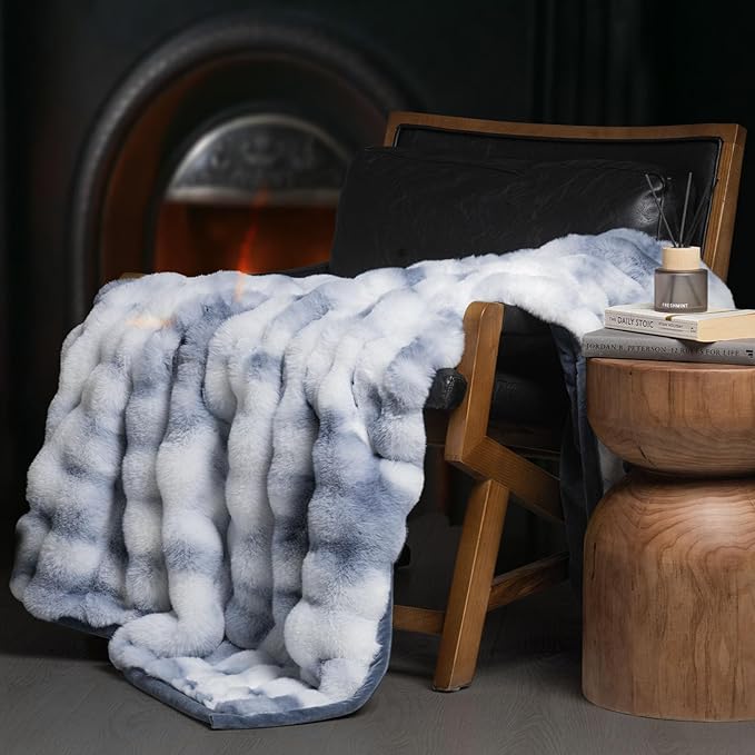 EVERGRACE Ultra Soft Luxury Fluffy Ridgeline Faux Rabbit Fur Throw Blanket, Thick Warm Bubble Throw for Bed, Cozy Plush Reversible Blankets for Couch, Chair, Sofa, Cloud Blue, 50x60 Inches, 870 GSM-Ruum Studio Home