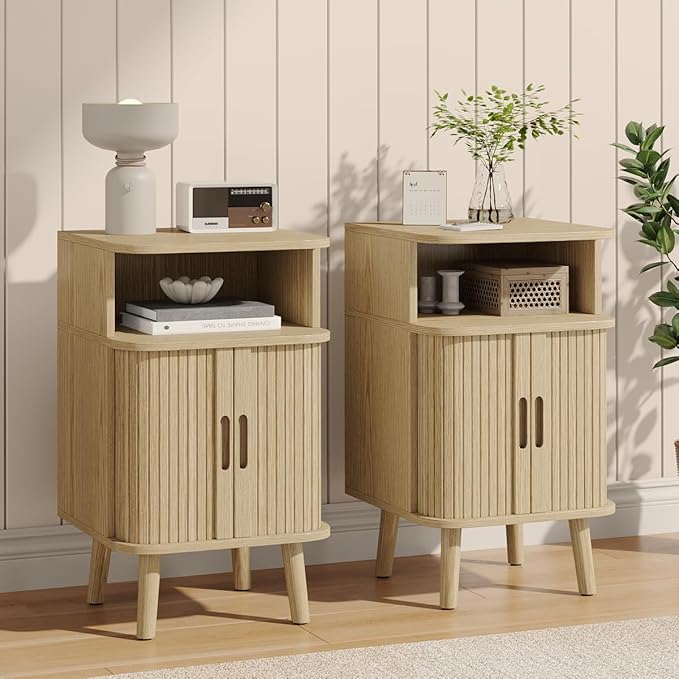 Alohappy Fluted End Table Set of 2, Mid Century Modern Nightstands with Sliding Tambour Door, Curved Round Edge Wood Bedside Table for Bedroom, Side Tables with Storage for Living Room, Natural Oak-Ruum Studio Home