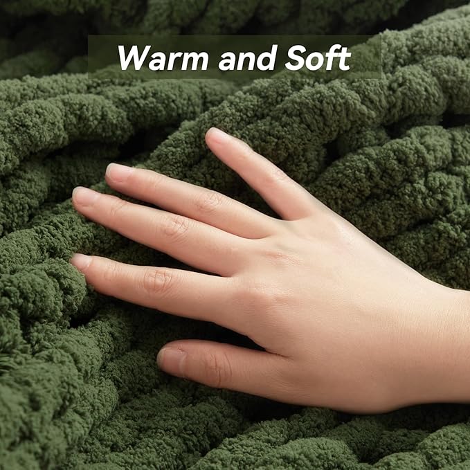 Chunky Knit Throw Blanket, 30''*40'' Knitted Throw Chenille Yarn for Bed Couch, Handmade Green Crochet Big Thick Blanket, Machine Washable Cute Comfy Blanket for Home Decor-Ruum Studio Home