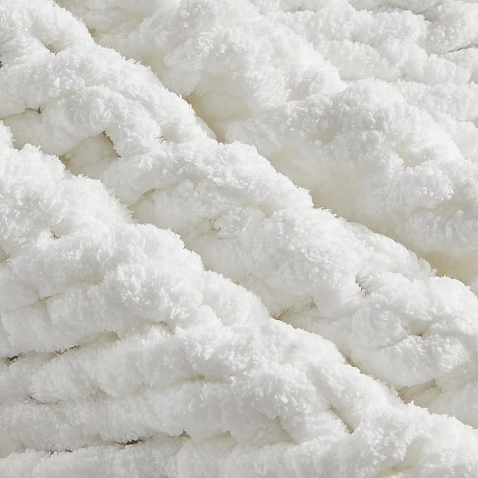 Carriediosa Chunky Knit Throw Blanket 60" X 80" Twin, 100% Hand Made Large Chenille Loop Yarn Soft Fluffy Throws for Couch Sofa Bed, Big Crochet Cozy Heavy Thick Cable Woven Blankets, Snow White-Ruum Studio Home