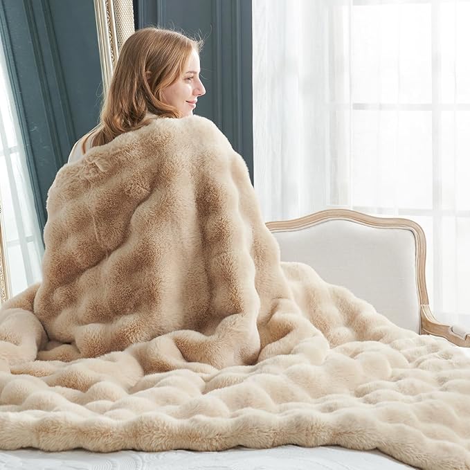 Cozy Bliss Faux Fur Throw Blanket for Couch, Fuzzy Soft Plush Thick Bubble Blanket for Sofa Bedroom Living Room, 50 * 60 Inches Beige-Ruum Studio Home