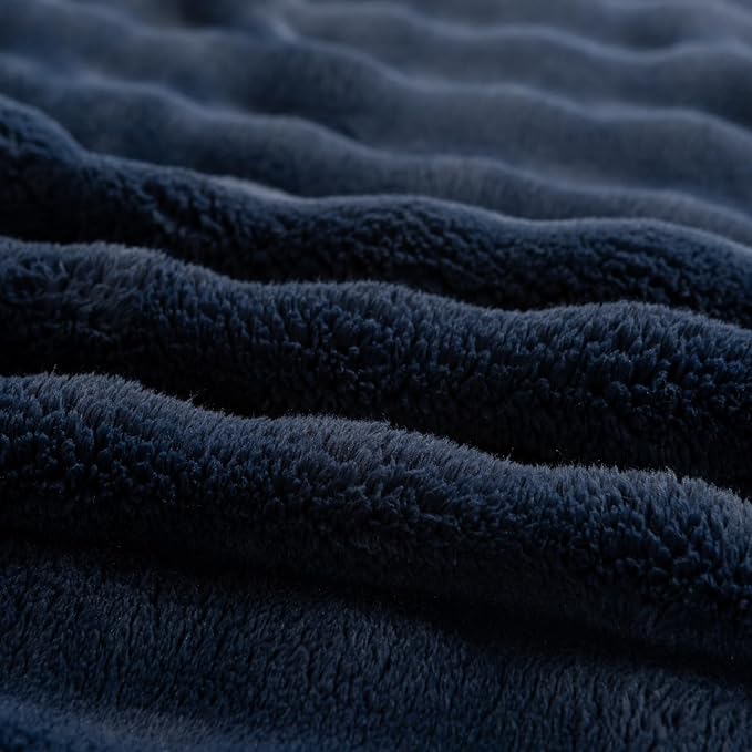 YUSOKI Luxury 3D Bubble Throw Blanket 3.1lb,All Ages,Home Decoration, (Navy,60 * 80inches)-Ruum Studio Home