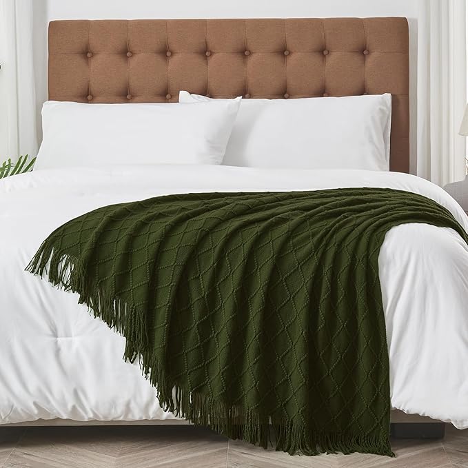 inhand Knitted Throw Blankets for Couch and Bed, Soft Cozy Knit Blanket with Tassel, Dark Green Lightweight Decorative Blankets and Throws, Farmhouse Warm Woven Blanket for Men and Women, 50"x60"-Ruum Studio Home