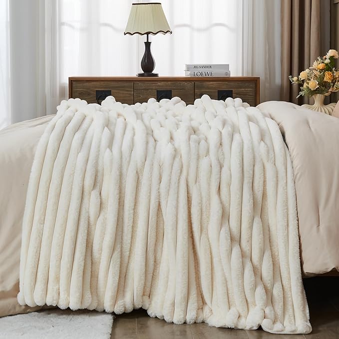 NEWCOSPLAY Faux Fur Throw Blanket Ivory 3D Ribbed Plush Thick Warm Blanket for Couch Sofa Bed 850GSM (Ivory Ribbed, Throw(50"x60"))-Ruum Studio Home