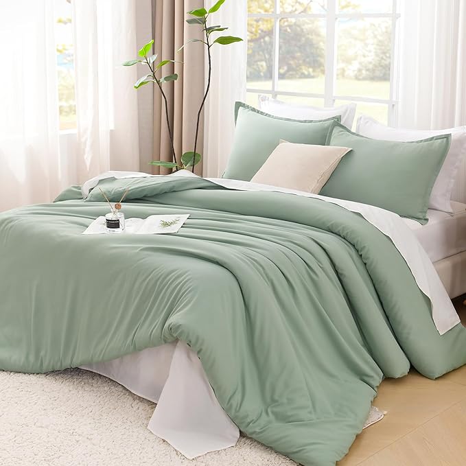 Litanika California King Comforter Set Sage Green - 3 Pieces Cal King Lightweight Solid Bed Comforter, Oversized Fluffy Down Alternative Comforter Quilt Blanket Bedding Set-Ruum Studio Home