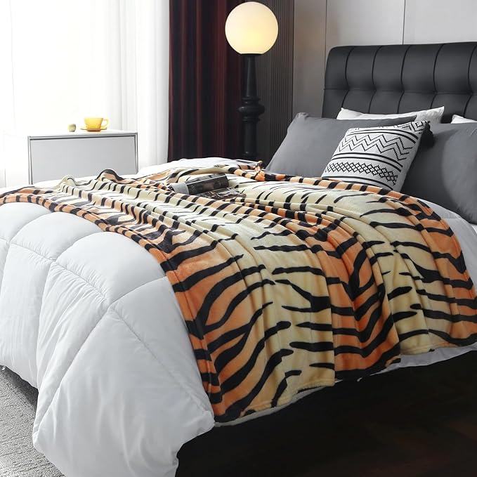 MERRYLIFE Tiger Stripe Print Throw Blanket Decorative Fleece Throw | Ultra-Plush Colorful | Couch Blanket Travel Lap | Home Gift Use(50" 60",Tiger)-Ruum Studio Home