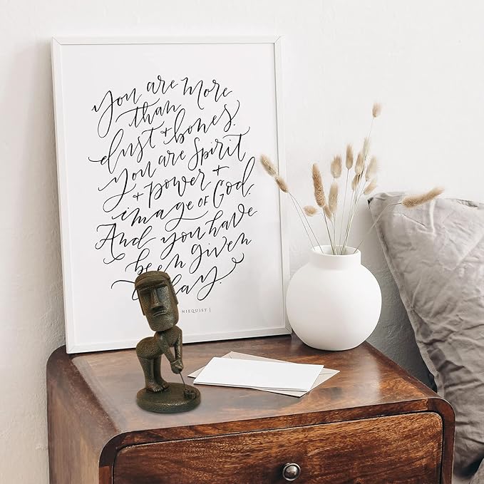 Moai Statue Decor - 6 Inch Easter Island Oranment Resin Stone Decoration for Room Accessories Antique Sculpture for Office Desktop (Play Golf)-Ruum Studio Home