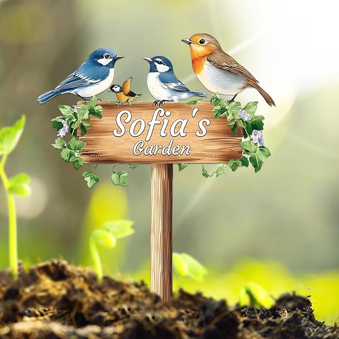 Personalized Colorful Bird Metal Sign with Stake,Custom Gardener Last Name Signs Outdoor Decorate,Customized Garden Accessories Decor for Mother,Birds on the Branch Plaques for Patio Lawn Porch Yard-Ruum Studio Home