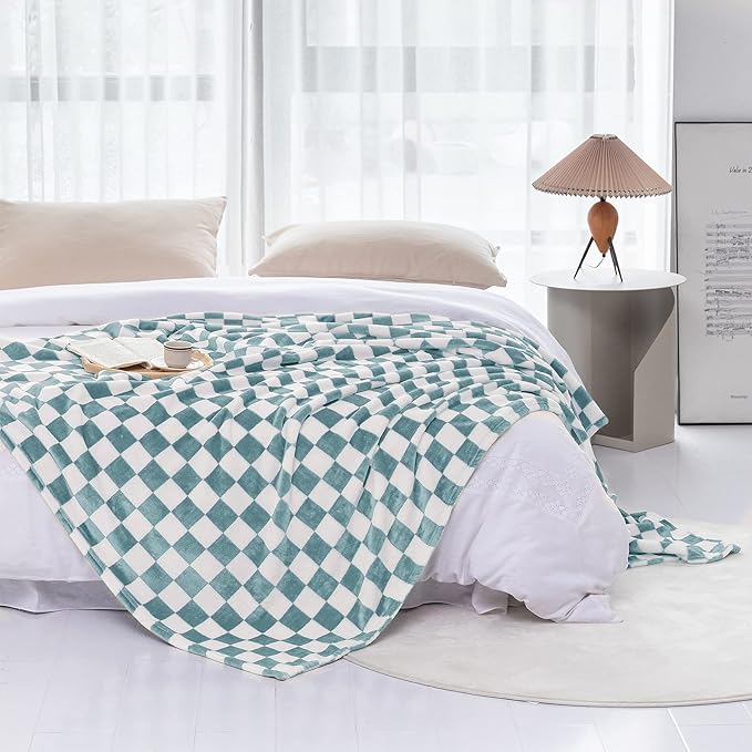 LOMAO Throw Blankets Flannel Blanket with Checkerboard Grid Pattern Soft Throw Blanket for Couch, Bed, Sofa Luxurious Warm and Cozy for All Seasons (Light Blue, 60"x80")-Ruum Studio Home