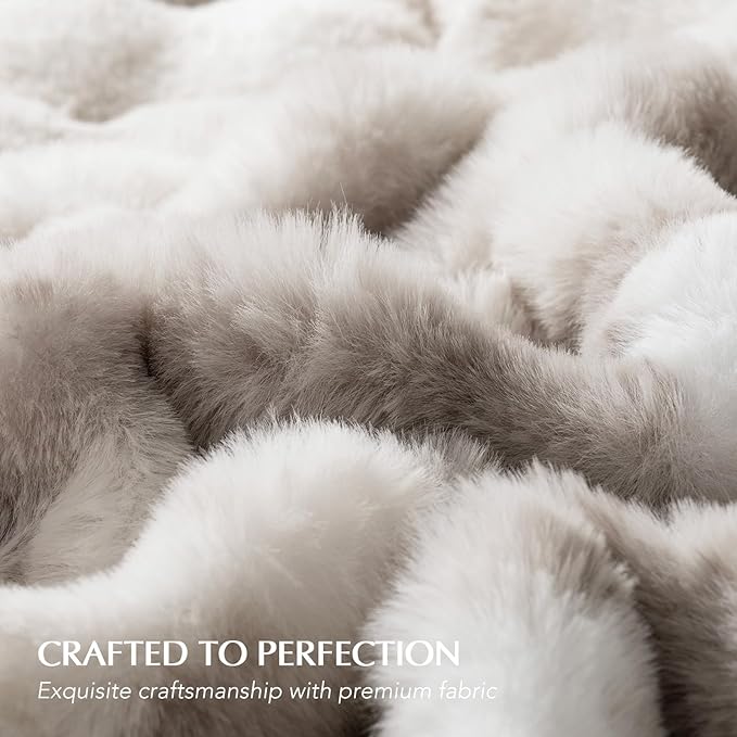 EVERGRACE Ultra Soft Luxury Fluffy Ridgeline Faux Rabbit Fur Throw Blanket, Thick Warm Bubble Throw for Bed, Cozy Plush Reversible Blankets for Couch, Chair, Sofa, Light Grey, 80x90 Inches, 870 GSM-Ruum Studio Home