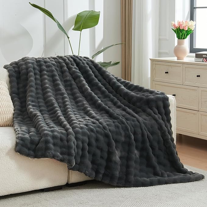 NEWCOSPLAY Faux Fur Twin Blanket Grey Bubble Blanket Thick Warm Soft for Couch Sofa Bed 550GSM (Grey, Twin(60"x80"))-Ruum Studio Home
