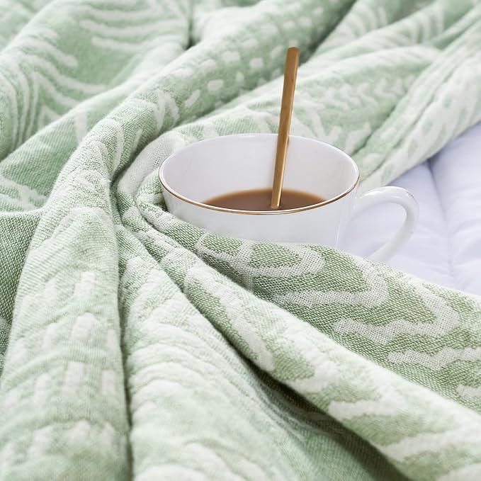 jinchan Boho 100% Cotton Blanket Muslin Lightweight Twin Size Throw Blanket Reversible for Couch Soft Cozy All Season 3-Layer Throw Coverlet Blanket for Bedroom Living Room Decor Green 60x80 Inches-Ruum Studio Home