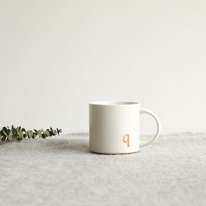 COLLECTIVE HOME - Monogram Ceramic Mugs, 15 oz Golden Initial Coffee Cups, Elegant Alphabet Tea Mugs, Elegant Personalized Mug with Gift Box, Luxurious Cups for Office and Home (q)-Ruum Studio Home