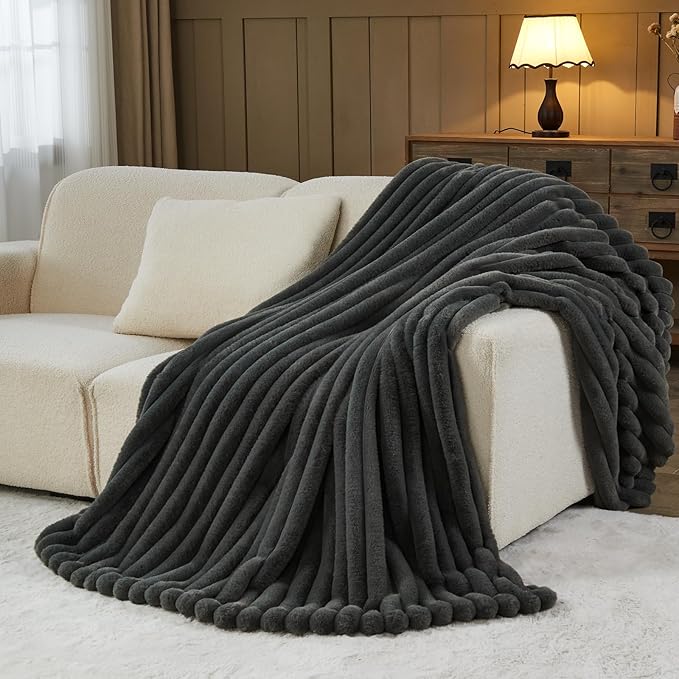 NEWCOSPLAY Faux Fur Throw Blanket Grey 3D Ribbed Plush Thick Warm Blanket for Couch Sofa Bed 850GSM (Grey Ribbed, Throw(50"x60"))-Ruum Studio Home