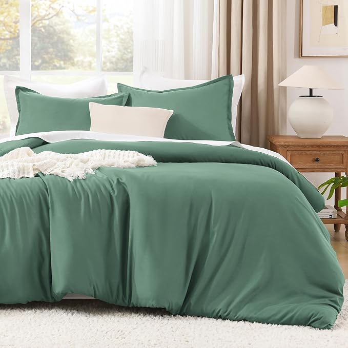 Litanika Comforters Queen Size Haze Green, 3 Pieces Lightweight Solid Bedding Set & Collections, All Season Fluffy Bed Set (90x90 Inches Comforter & 2 Pillowcases)-Ruum Studio Home