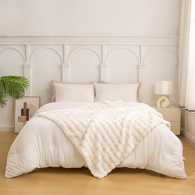 YUSOKI Luxury 3D Bubble Throw Blanket 2lb,All Ages,Home Decoration, (Ivory,50 * 60inches)-Ruum Studio Home