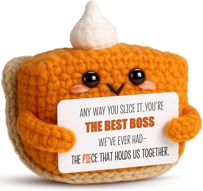Crochet Pumpkin Pie Gift Idea for Boss – Funny Handmade Appreciation Plush with card “Best Boss” – Farewell Gifts for Women Men, Office Desk Decor, Mini Thank You Token for Manager, Supervisor, Leader-Ruum Studio Home