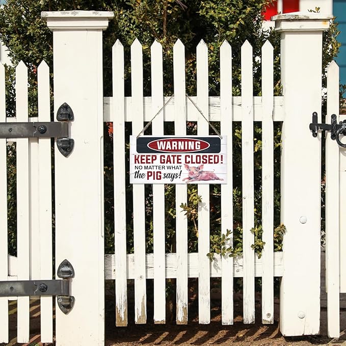 Rustic Warning Gate Plaque - Decorative Wooden Pig Sign for Farm Fence & Wall Gate Decor-Ruum Studio Home