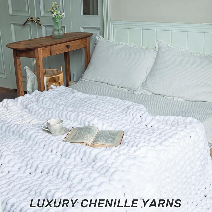 Chunky Knit Blanket - Luxury Soft Cozy 50 * 60 Throw Blanket,100% Woven Blanket Rope Knot Throw Blanket for Couch, Sofa, Home Decor, Gift - Machine Washable（White）-Ruum Studio Home