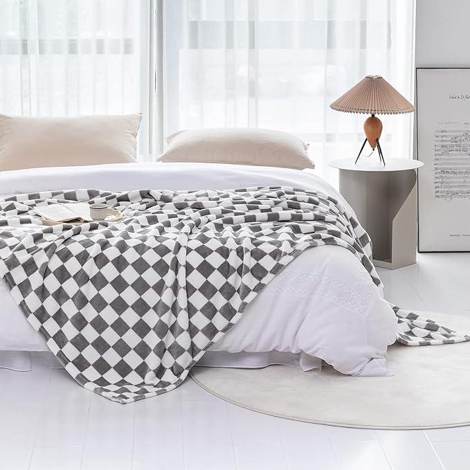 LOMAO Throw Blankets Flannel Blanket with Checkerboard Grid Pattern Soft Throw Blanket for Couch, Bed, Sofa Luxurious Warm and Cozy for All Seasons (Grey, 50"x60")-Ruum Studio Home
